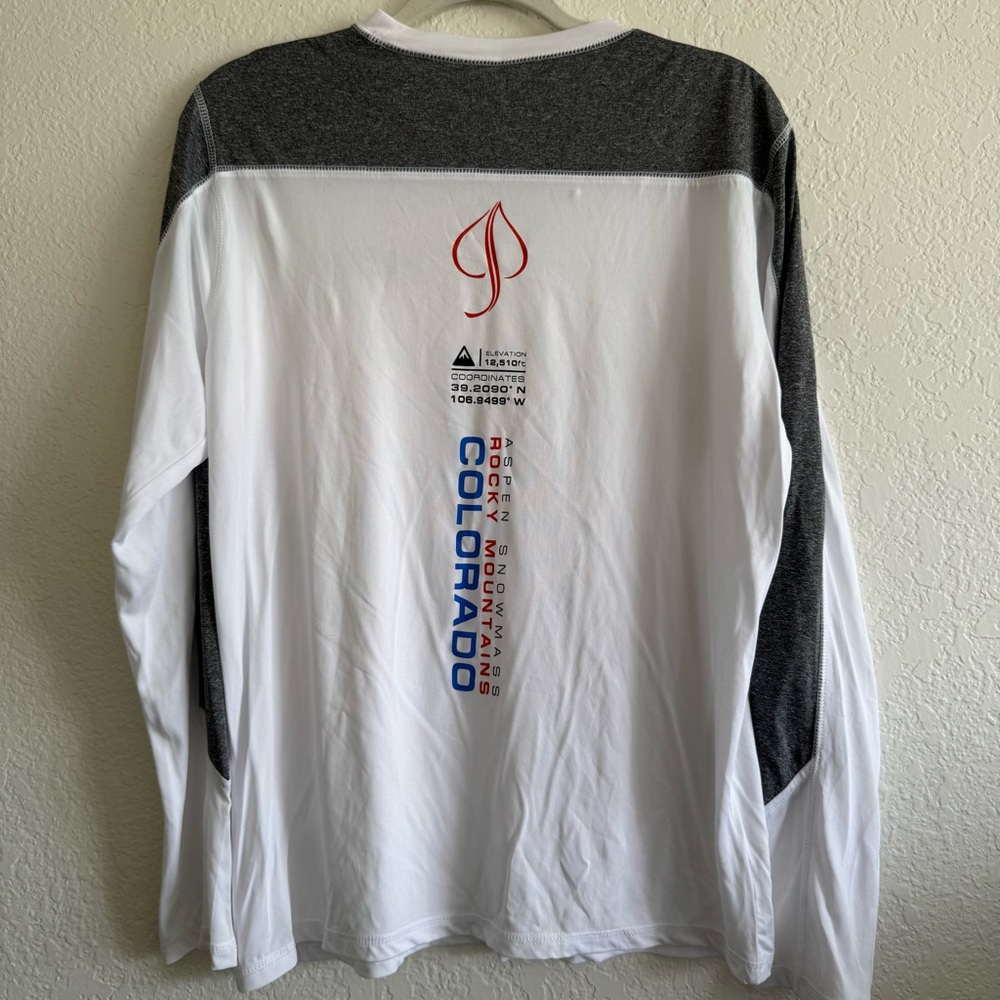 NWT Camp David White and Gray Long Sleeve Shirt Aspen Snowmass - Picture 3 of 4